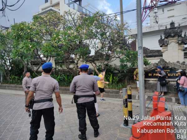 Tribratanews Polda Bali Penjagaan Dan Pengaturan Arus Lalin Polsek